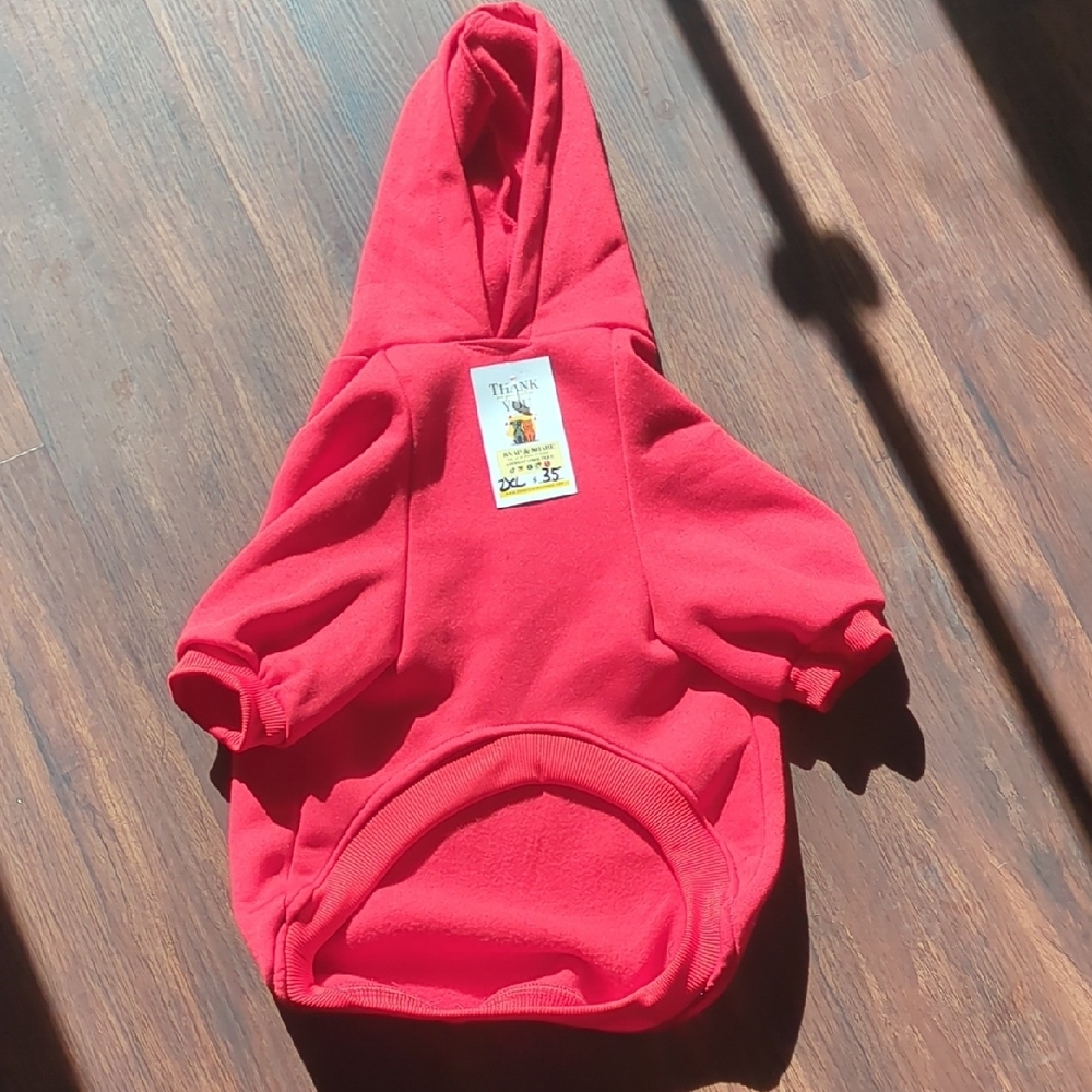 DOGGY CAT BOUTIQUE Red Dog Hoodie SIZE 2XL FOR ANY DOG FROM 15 TO 20 POUNDS.
